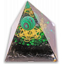 Orgonitová pyramida Feng Shui s křišťály malachitu